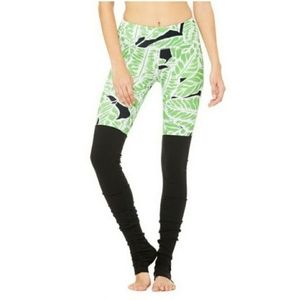 Alo  Yoga Goddess Leggings